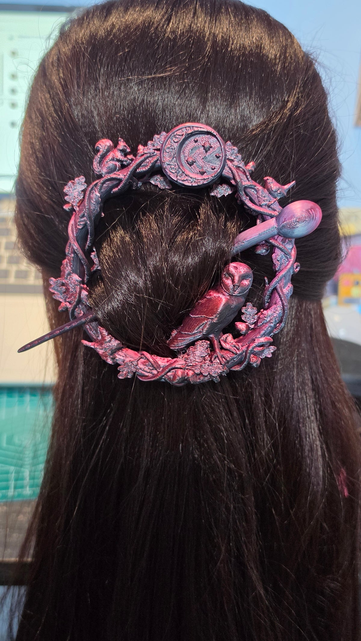 Hair brooch - forest theme featuring an owl and a squirrel - 3d printed
