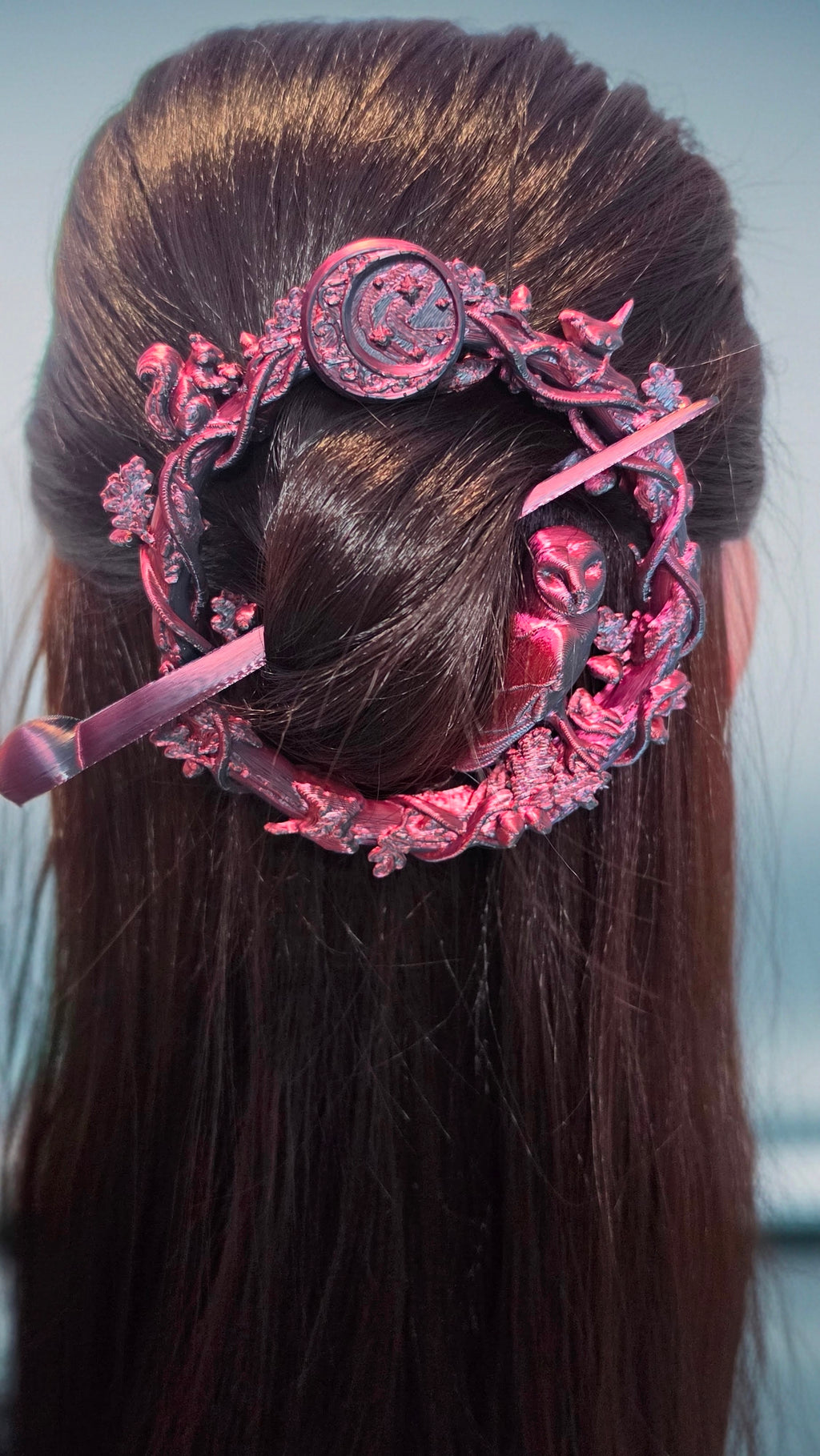 Hair brooch - forest theme featuring an owl and a squirrel - 3d printed